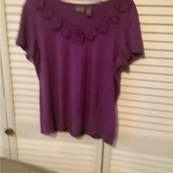 Additions by Chico’s ladies pull over top, size small - Picture 2 of 8